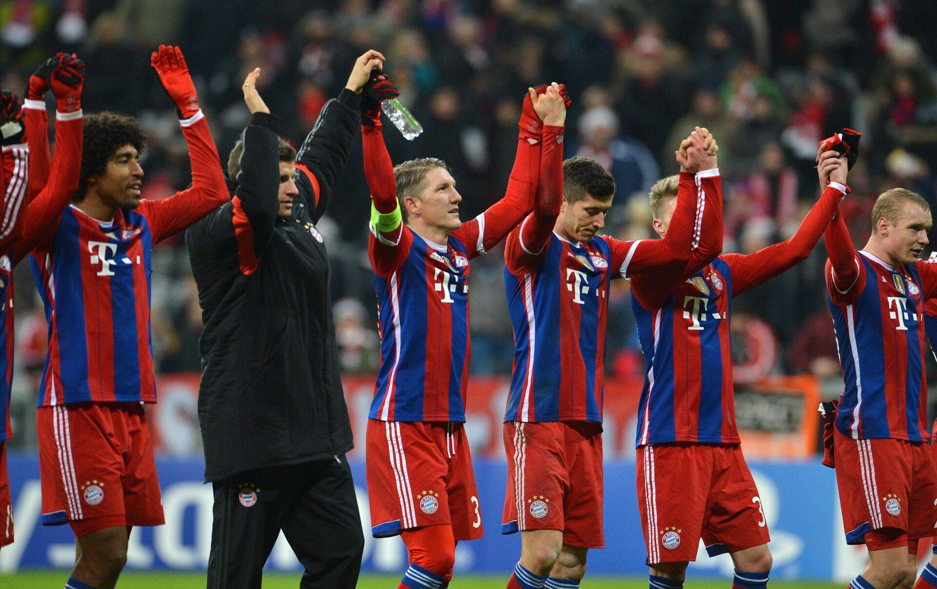 包含转折点门兴格拉德巴赫绝杀压哨，法国杯加时末段攻防权衡，管理层满意，阵容厚度经受考验的词条