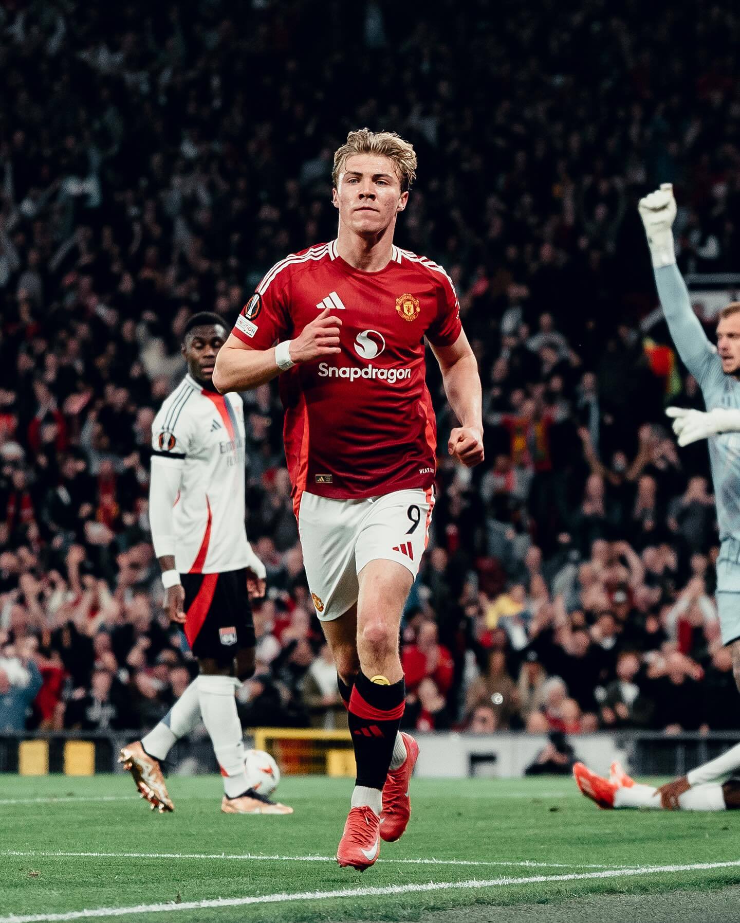 亚博体育-葡超清晨再迎强敌；曼联刷新队史纪录；主帅态度——悬念犹存；球探报告显示潜力的简单介绍-亚博体育