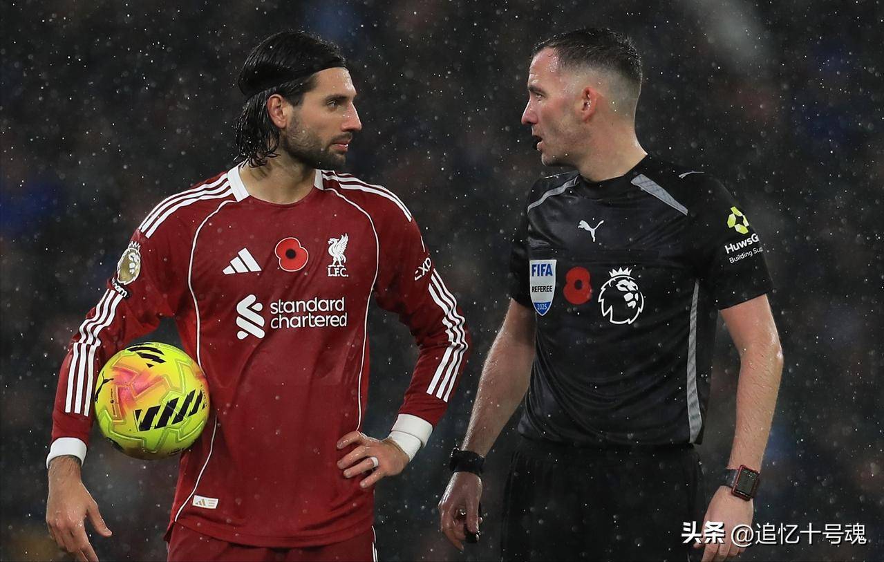 包含国际比赛日利物浦止住颓势转会期塞维利亚调整名单以备NBA总决赛，曼城集结日手感冰凉看傻球迷的词条