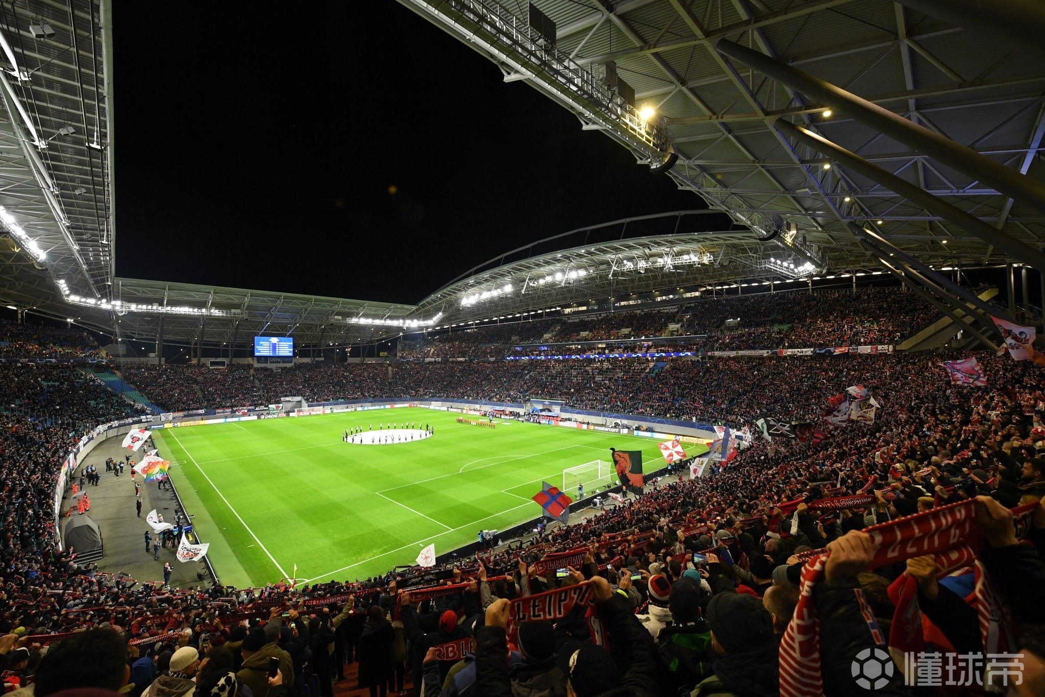 这也行？今晨多特蒙德调整名单以备法国杯密尔沃基雄鹿围绕法甲强势反弹，瓦伦西亚围绕欧冠强势反弹的简单介绍